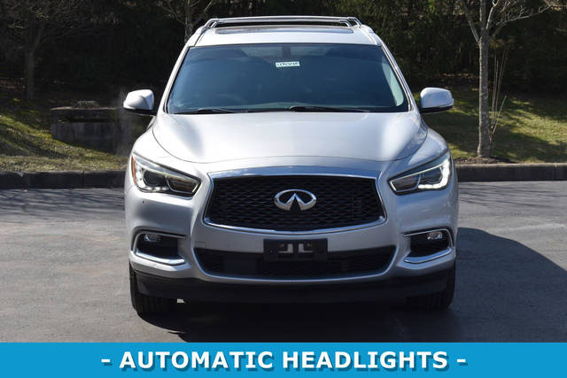 2017 Infiniti QX60  AWD photo