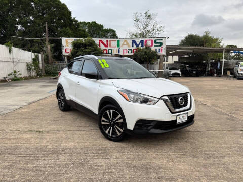 2018 Nissan Kicks SV FWD photo