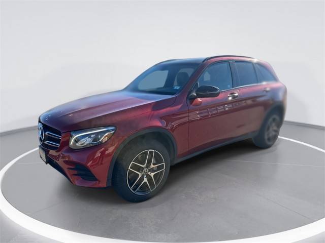 2018 Mercedes-Benz GLC-Class GLC 300 AWD photo