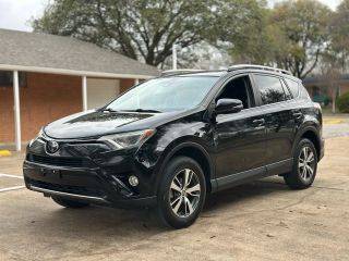2018 Toyota RAV4 XLE FWD photo