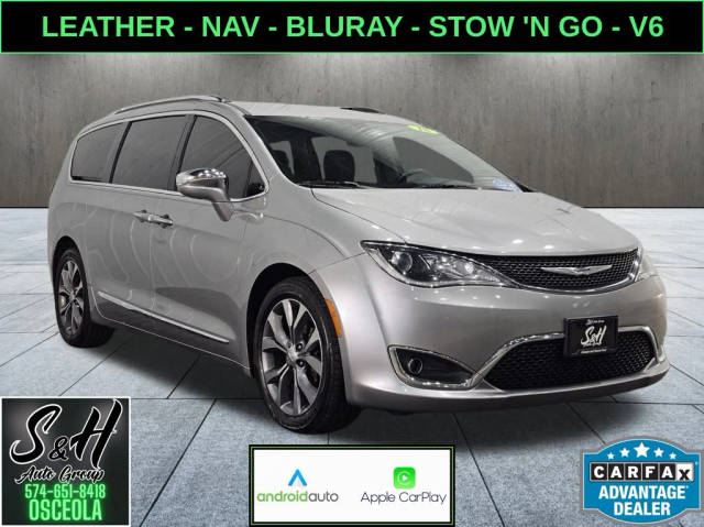 2018 Chrysler Pacifica Minivan Limited FWD photo