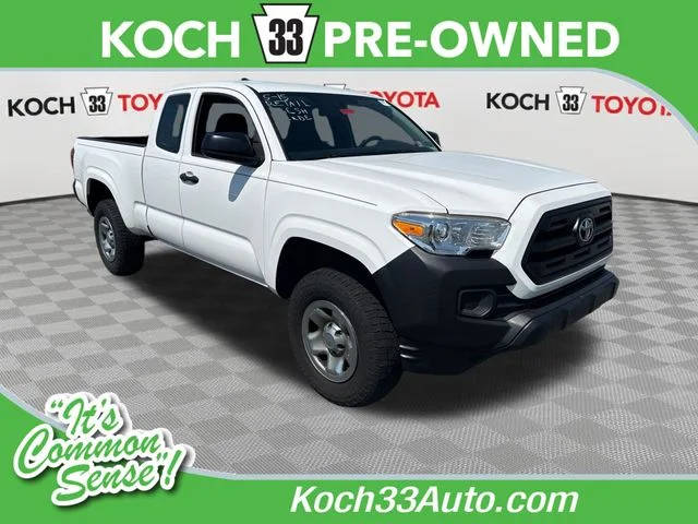 2017 Toyota Tacoma SR 4WD photo