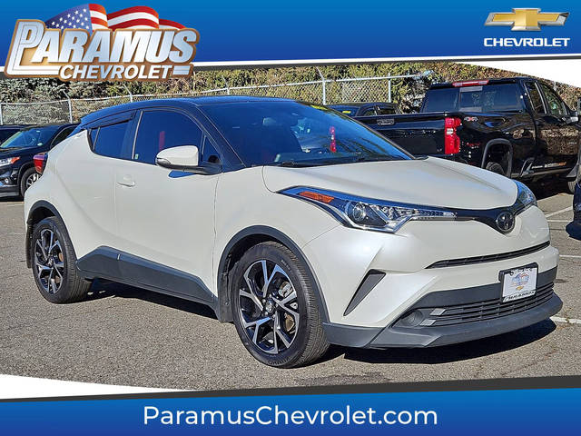 2018 Toyota C-HR XLE FWD photo