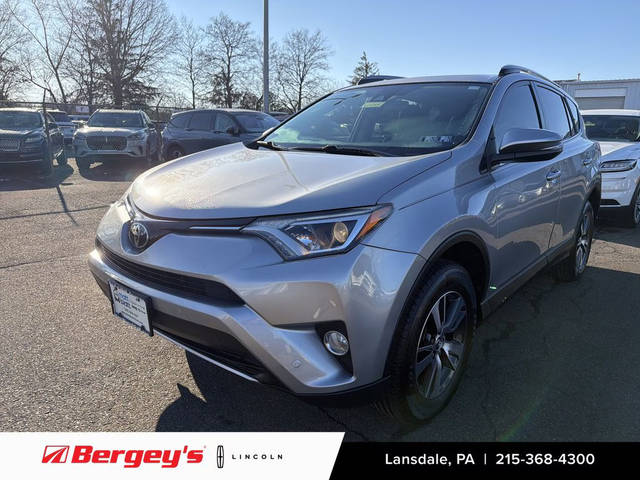 2018 Toyota RAV4 XLE FWD photo