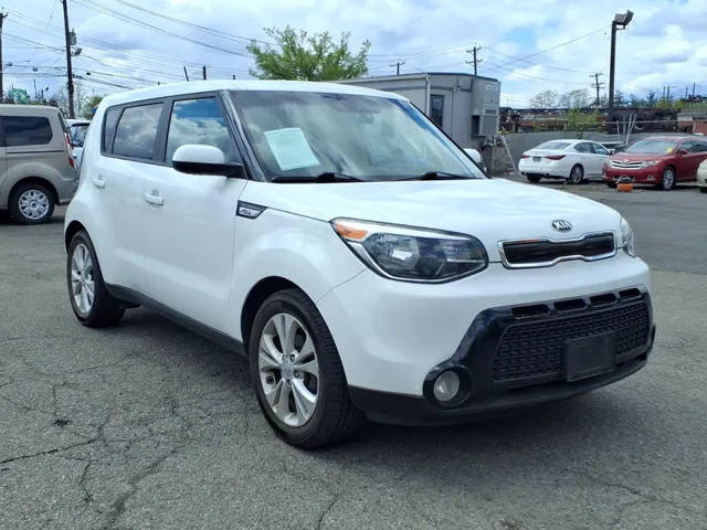 2016 Kia Soul + FWD photo