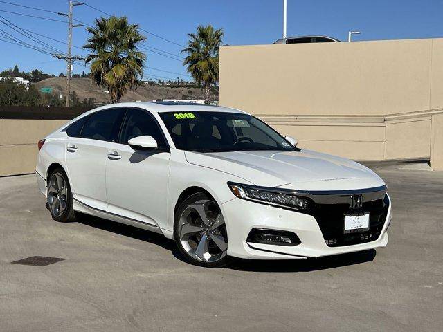 2018 Honda Accord Touring 1.5T FWD photo