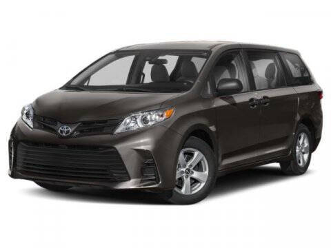 2018 Toyota Sienna XLE Premium FWD photo