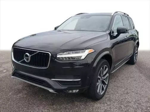 2019 Volvo XC90 Momentum AWD photo