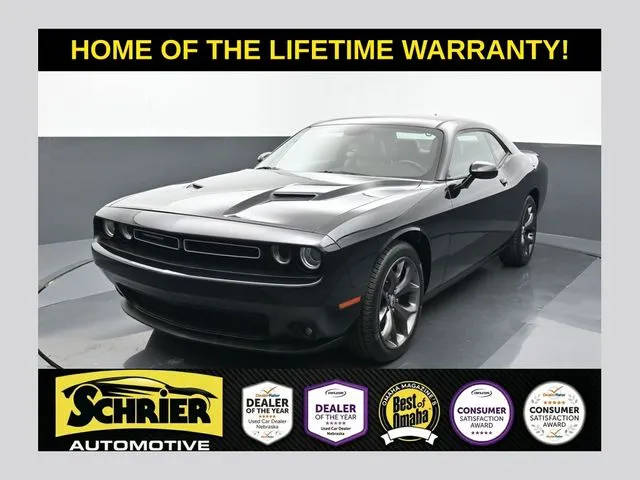 2018 Dodge Challenger SXT Plus RWD photo