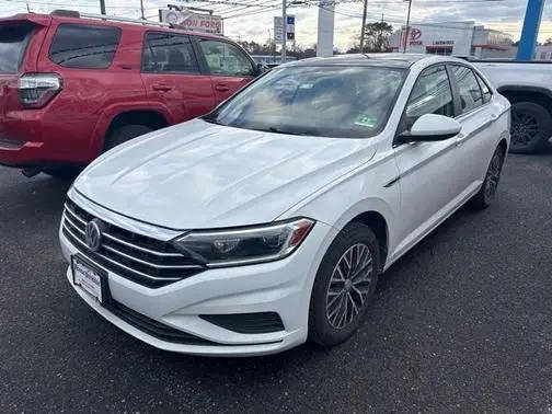 2019 Volkswagen Jetta SEL FWD photo