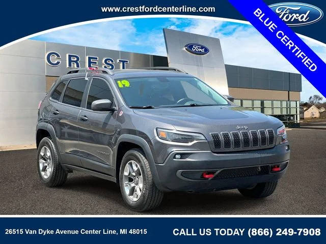 2019 Jeep Cherokee Trailhawk 4WD photo