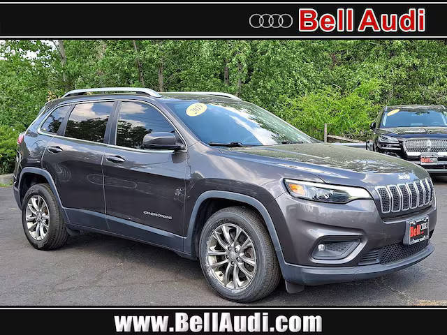 2019 Jeep Cherokee Latitude Plus FWD photo
