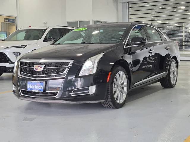 2017 Cadillac XTS Luxury FWD photo