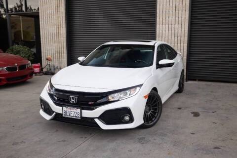 2018 Honda Civic  FWD photo