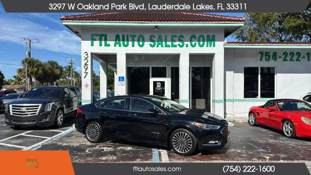 2017 Ford Fusion Hybrid Titanium FWD photo