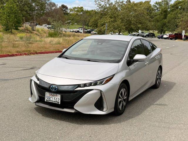 2018 Toyota Prius Prime Premium FWD photo