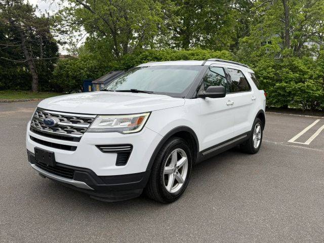 2018 Ford Explorer XLT FWD photo