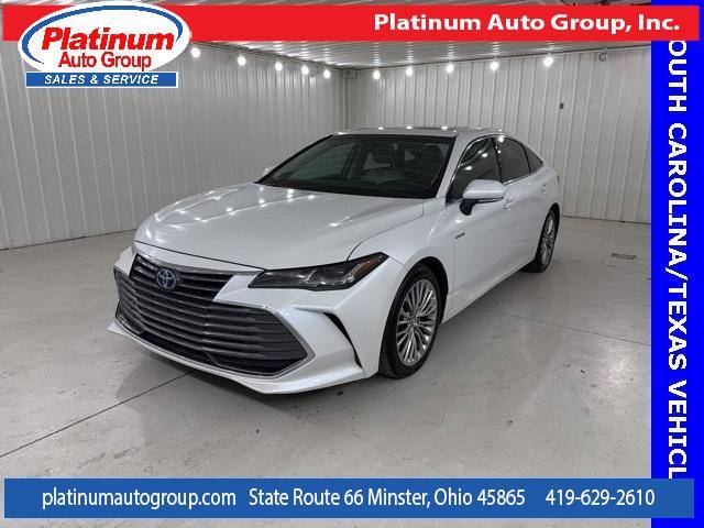 2019 Toyota Avalon Hybrid Limited FWD photo