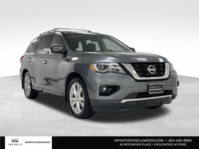 2018 Nissan Pathfinder SL 4WD photo