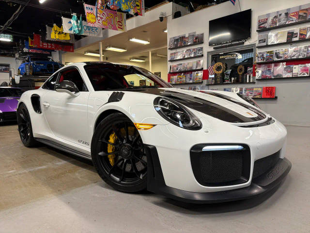 2018 Porsche 911 GT2 GT2 RS RWD photo
