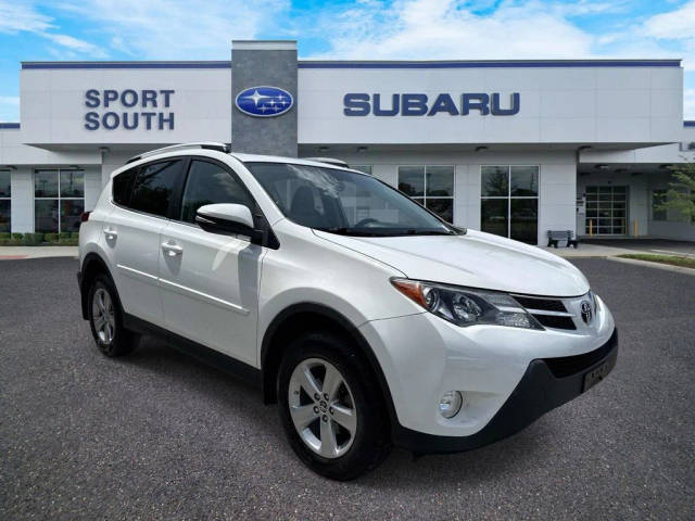 2015 Toyota RAV4 XLE AWD photo