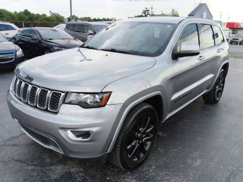 2018 Jeep Grand Cherokee Altitude 4WD photo