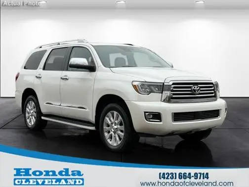 2018 Toyota Sequoia Platinum 4WD photo