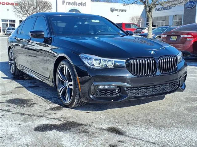 2019 BMW 7 Series 740i RWD photo