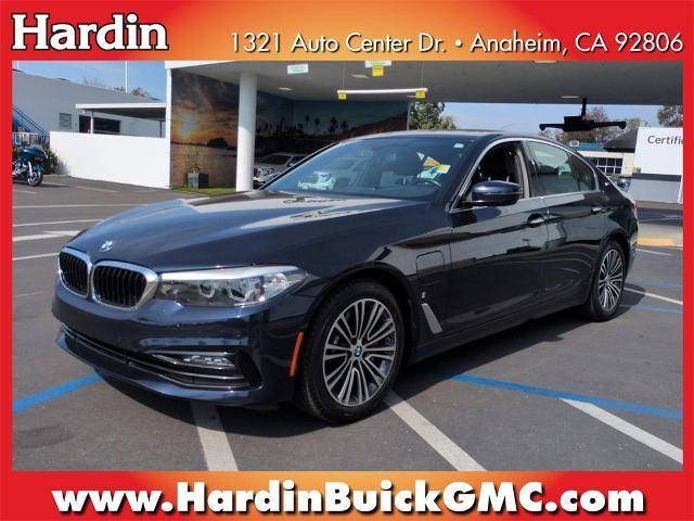 2018 BMW 5 Series 530e xDrive iPerformance AWD photo