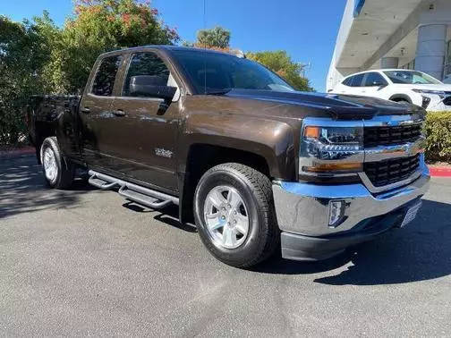 2018 Chevrolet Silverado 1500 LT RWD photo