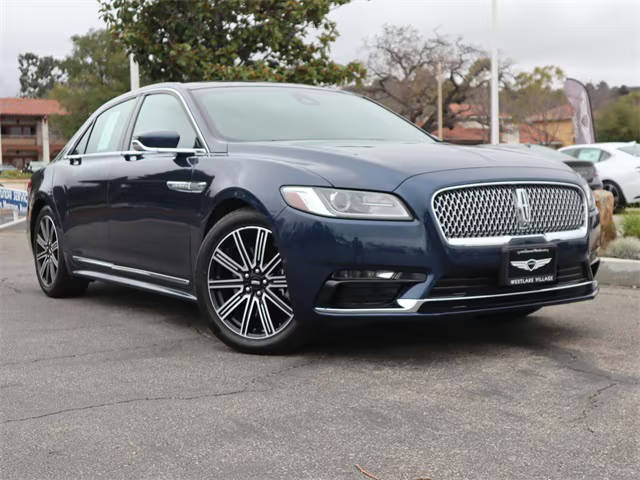 2017 Lincoln Continental Reserve FWD photo