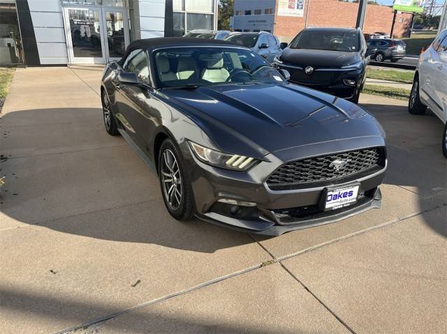 2017 Ford Mustang EcoBoost Premium RWD photo