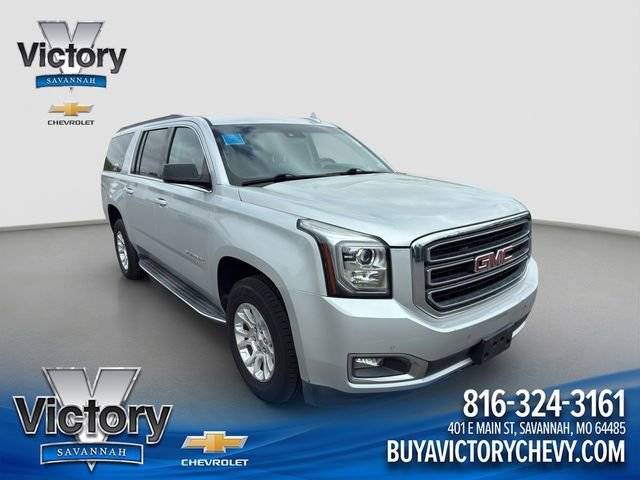 2017 GMC Yukon XL SLT 4WD photo