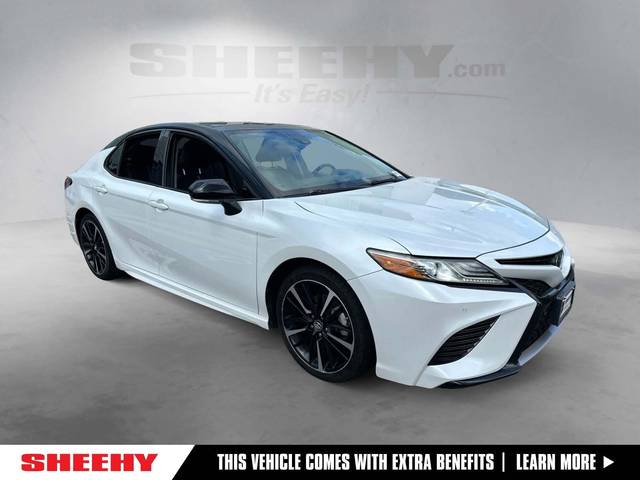 2018 Toyota Camry XSE FWD photo
