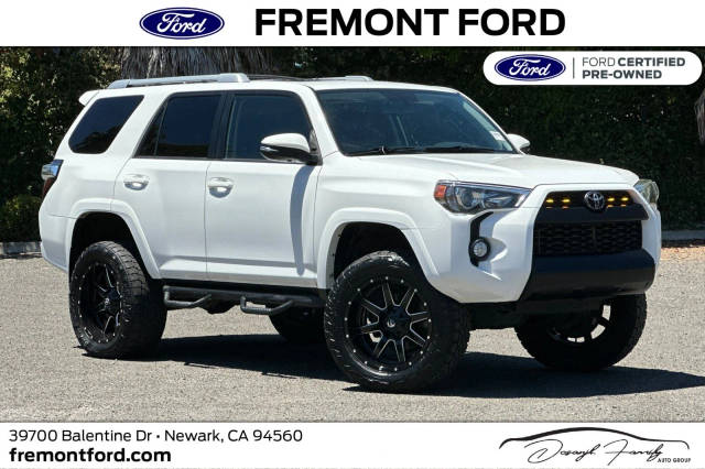 2018 Toyota 4Runner SR5 Premium 4WD photo
