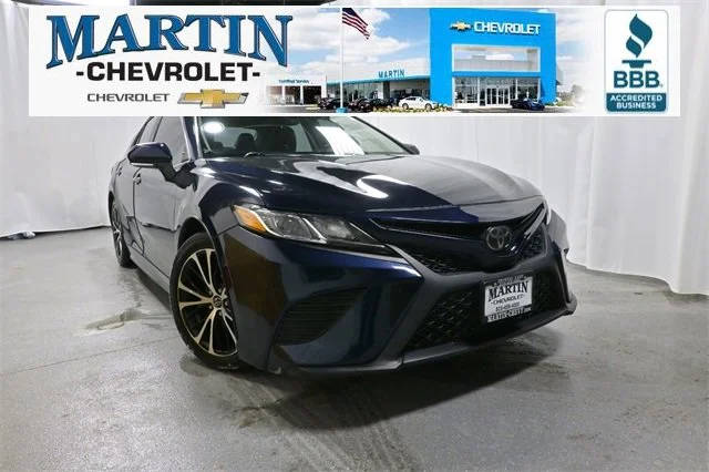 2018 Toyota Camry SE FWD photo