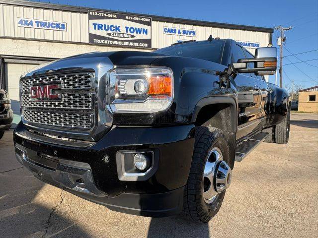 2019 GMC Sierra 3500HD Denali 4WD photo