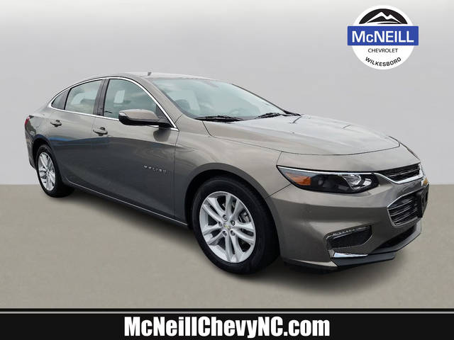 2018 Chevrolet Malibu LT FWD photo