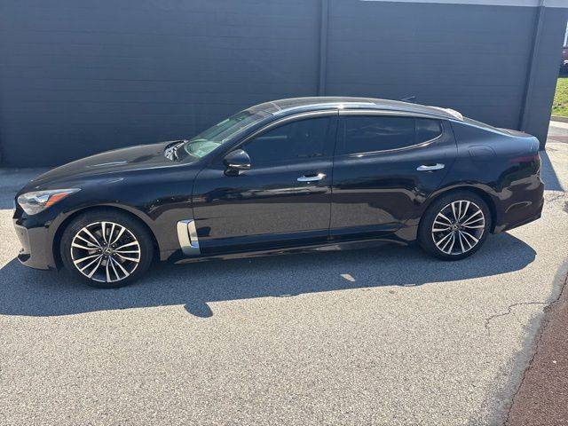 2018 Kia Stinger Premium AWD photo