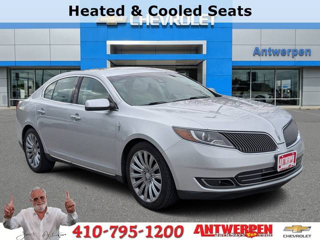 2015 Lincoln MKS  FWD photo