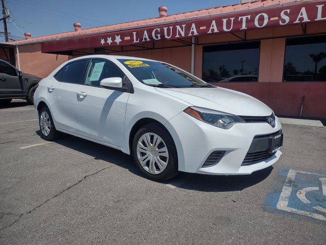 2015 Toyota Corolla LE FWD photo