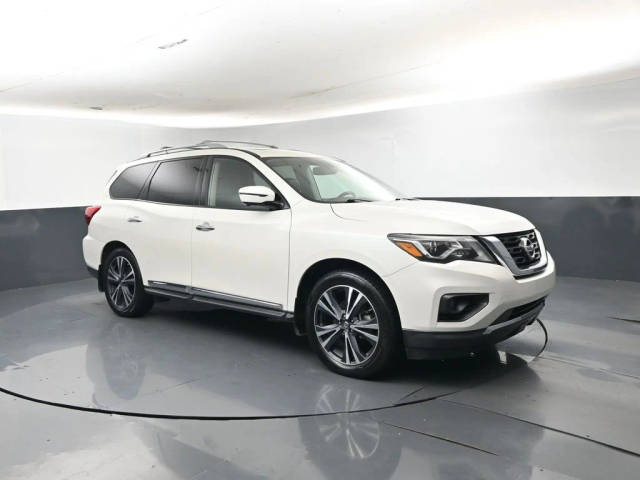 2018 Nissan Pathfinder Platinum FWD photo