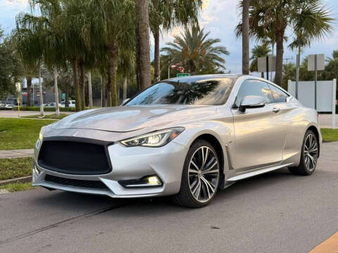 2018 Infiniti Q60 3.0t LUXE AWD photo