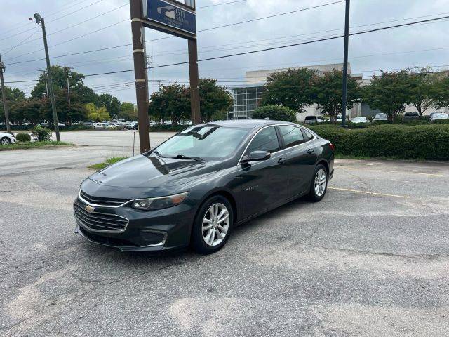 2017 Chevrolet Malibu LT FWD photo