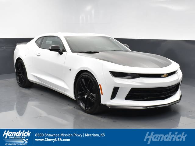 2018 Chevrolet Camaro 2LT RWD photo