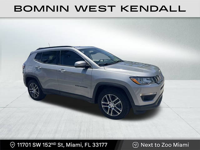 2018 Jeep Compass Latitude w/Sun/Wheel Pkg FWD photo