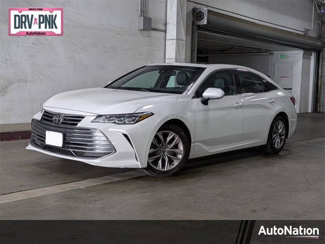 2019 Toyota Avalon XLE FWD photo