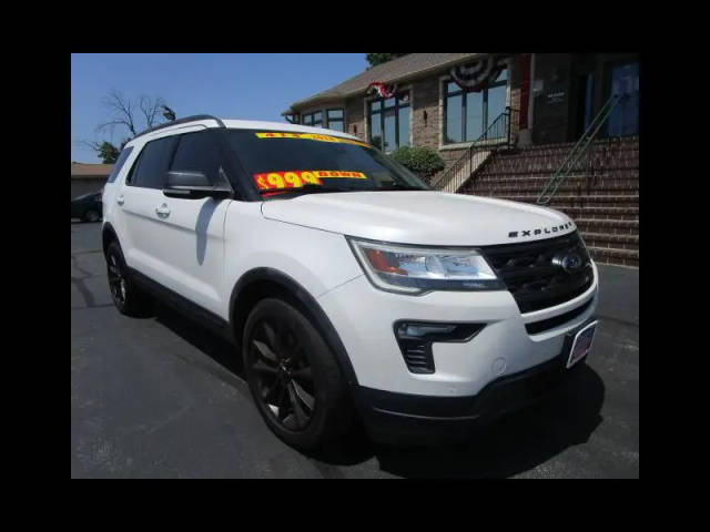 2018 Ford Explorer XLT 4WD photo