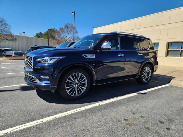 2018 Infiniti QX80  4WD photo