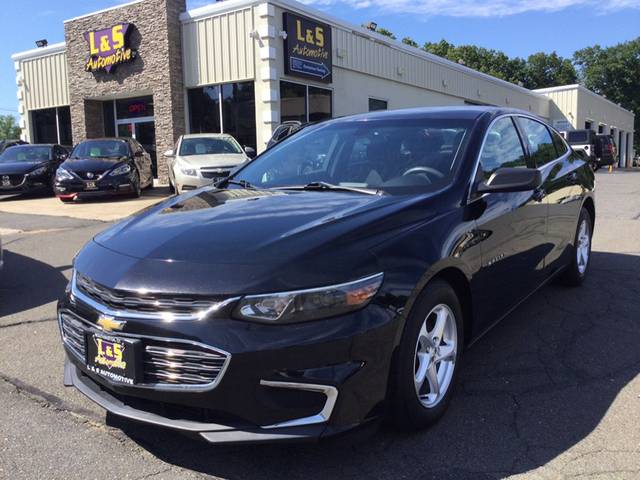 2018 Chevrolet Malibu LS FWD photo